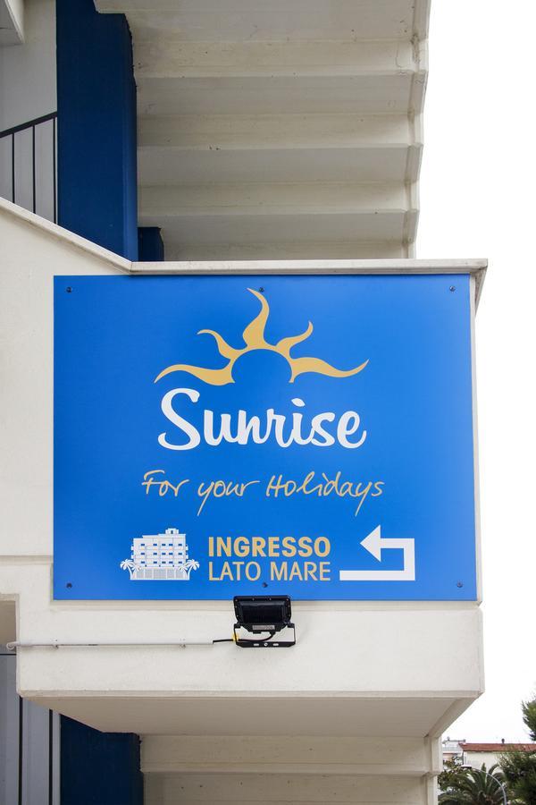 Residence Sunrise サン・ベネデット・デル・トロント エクステリア 写真